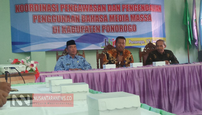 Balai Bahasa Jatim Ingin Wartawan Gunakan Kaidah Bahasa yang Benar. (Foto: Nur Cholis/NUSANTARANEWS.CO).