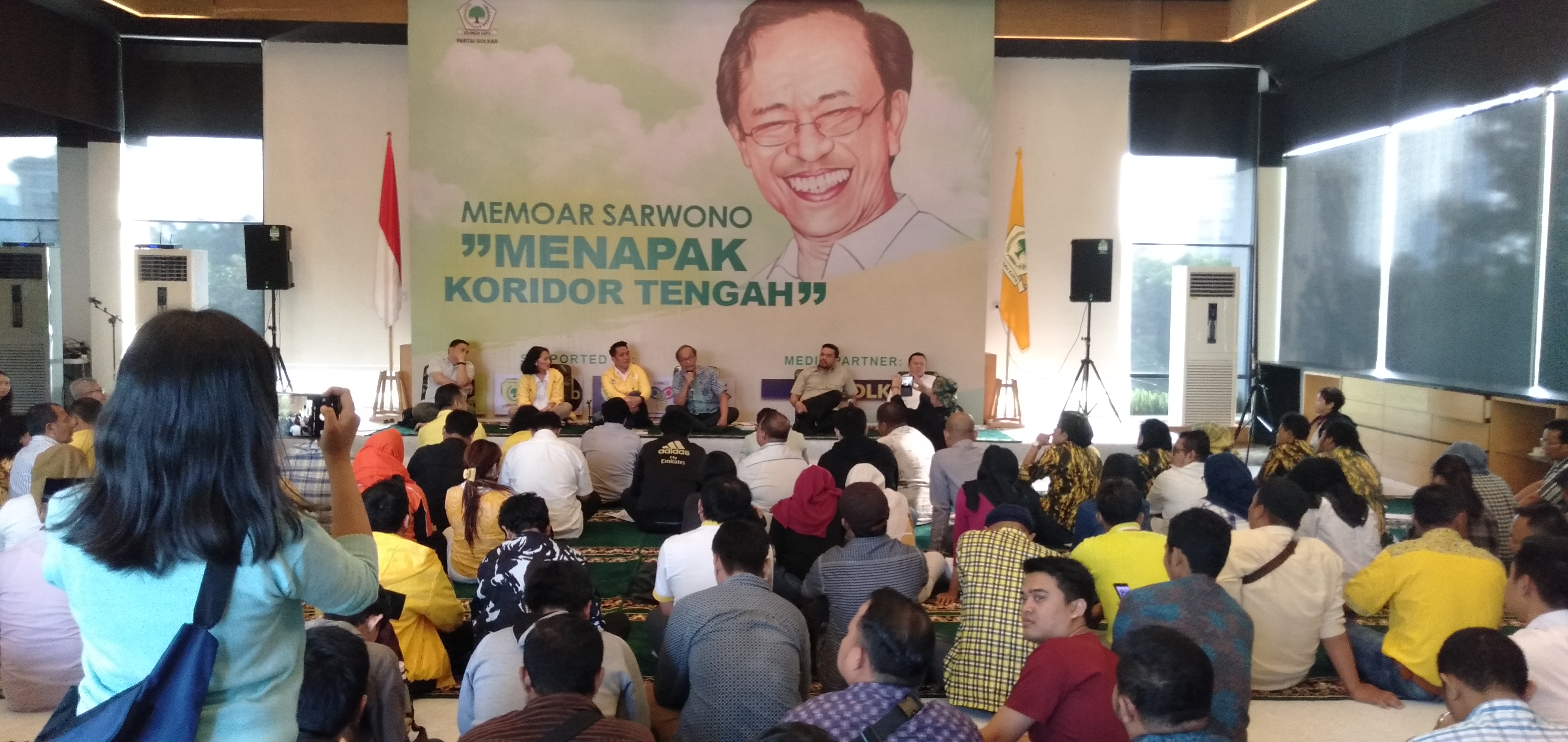 Kisah Sarwono Kusumaatmadja Saat Ditunjuk Soeharto Jadi Sekjen Golkar. (Foto: Romandhon/NUSANTARANEWS.CO)