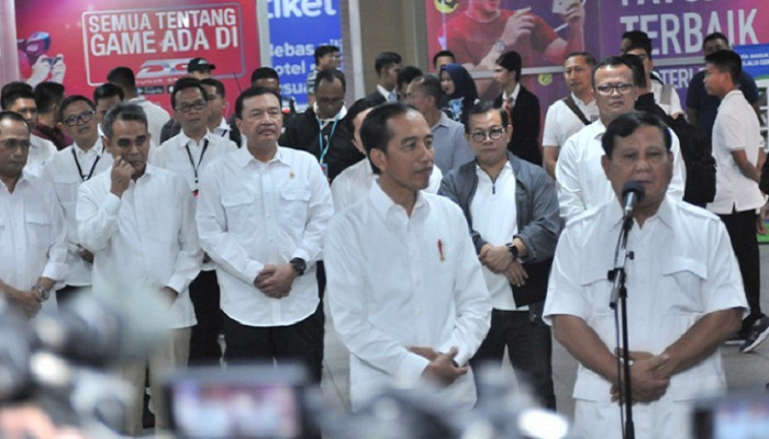 Pertemuan Jokowi dan Prabowo didampingi sejummlah tokoh seperti Pramono, Budi Karya, dan Budi Gunawan. (FOTO: Istimewa)