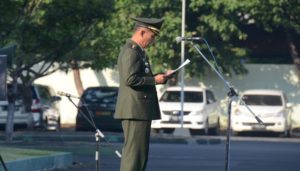 Di Upacara HUT RI ke-74, Kolonel Arh Wahyu Tegaskan TNI Harus Menjadi Perekat