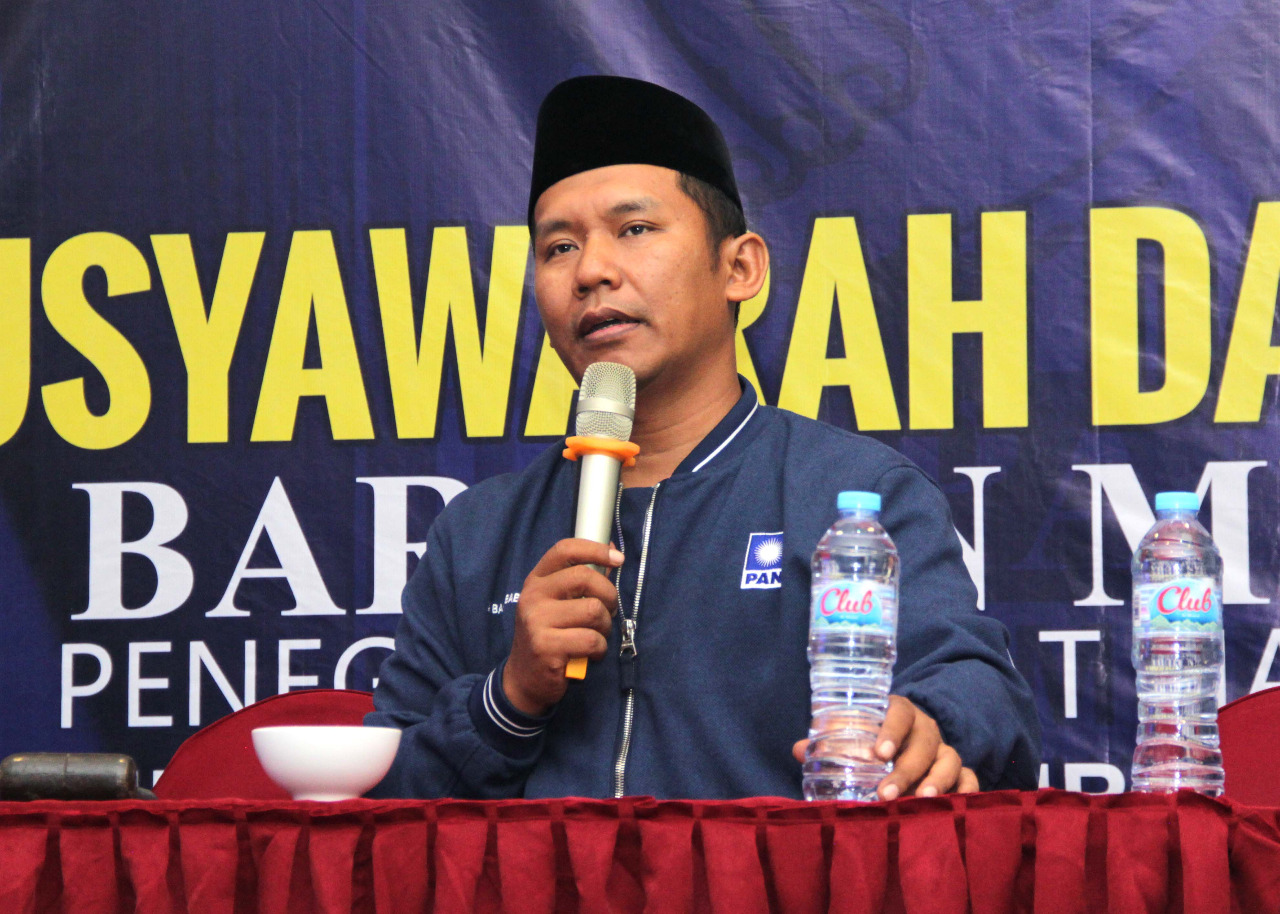 Ketua Fraksi PAN DPRD Jawa Timur, Basuki Babussalam 