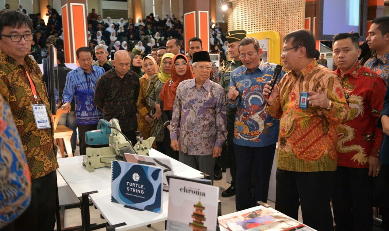 Wakil Presiden KH Ma'ruf Amin bicara soal produk halal Indonesia.