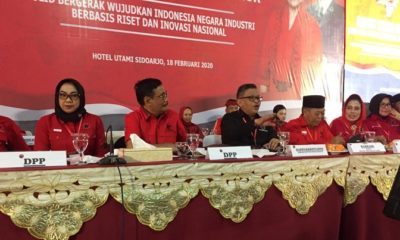 sekjen PDIP Hasto Kristiyanto di Rakerda PDIP Jatim di Surabaya, selasa (18/2/2020).
