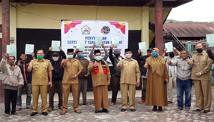BPN Bener Meriah sapa warga dengan menyerahkan sebanyak 223 sertifikat kepada masyarakat di Kampung Panji Mulia II Kecamatan Bukit sebagai bagian dari program “BPN Sapa Warga”.
