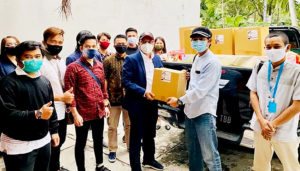 Deddy Sitorus Berikan Bantuan Kepada Para Mahasiswa Asal Kaltara Di Jakarta