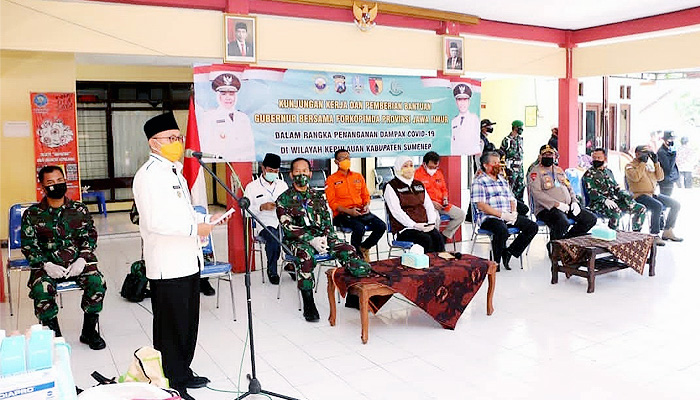 Gubernur Khofifah bantu masyarakat kepulauan, Bupati Sumenep ucapkan terima kasih.