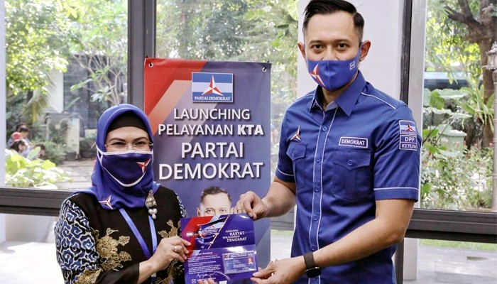 Demokrat Luncurkan Layanan Kartu Tanda Anggota Gratis