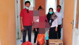 Deddy Sitorus Santuni Perempuan Disabilitas Korban Perkosaan di Nunukan