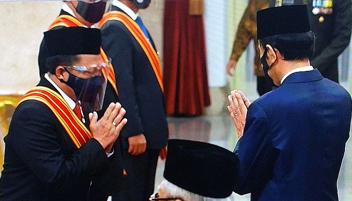 Mendagri Muhammad Tito Karnavian Terima Bintang Mahaputera Adipradana dari Presiden RI Joko Widodo