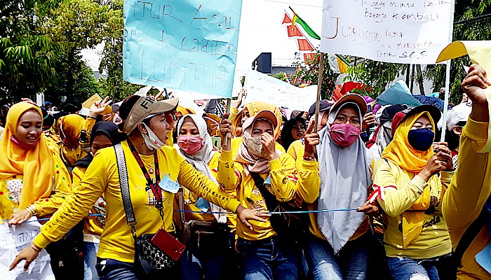 Aliansi pekerja seni demo Pemkab Sumenep, tuntut izin panggung hiburan dibuka.