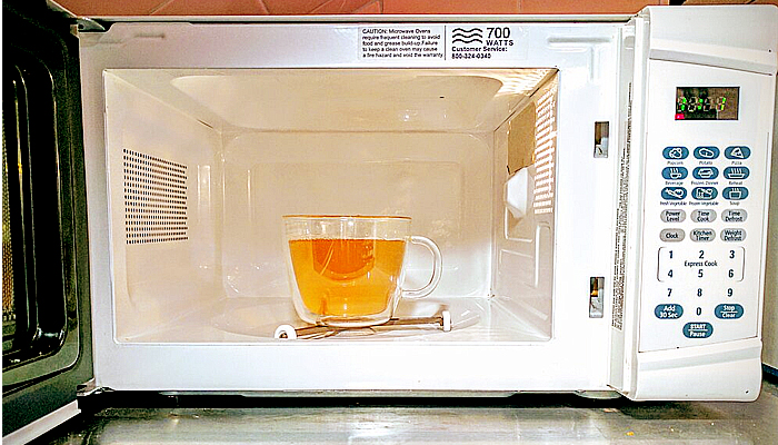 Microwaving Tea, menghasilkan khasiat terbaik seduhan teh Anda?