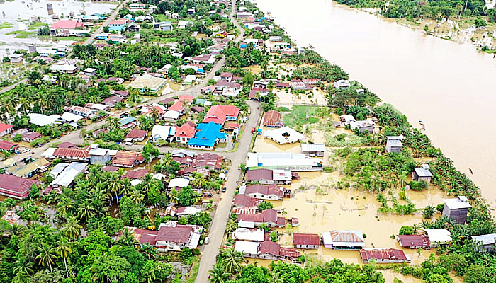Banjir di Kabupaten Nunukan rendam 533 rumah warga.
