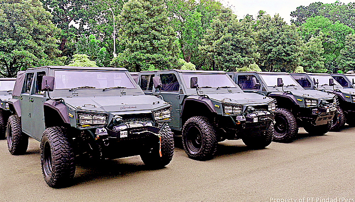 PT Pindad serahkan 40 unit Maung pesanan tahap I Kemhan.