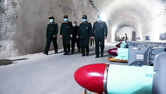 IGRC resmikan pangkalan rudal bawah tanah baru di pantai selatan Iran.