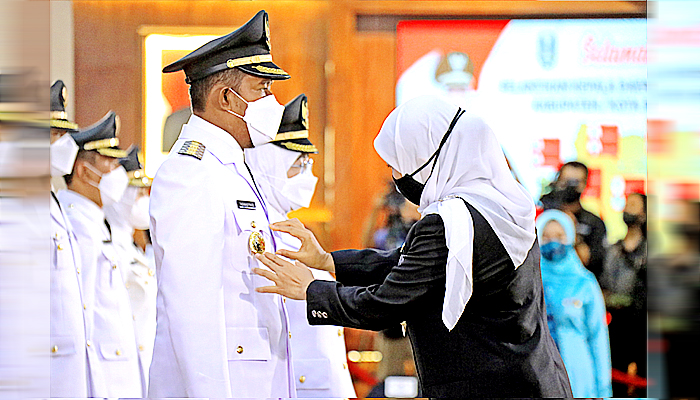 Achmad Fauzi-Nyai Hj. Dewi Khalifah resmi dilantik sebagai Bupati dan Wakil Bupati Sumenep