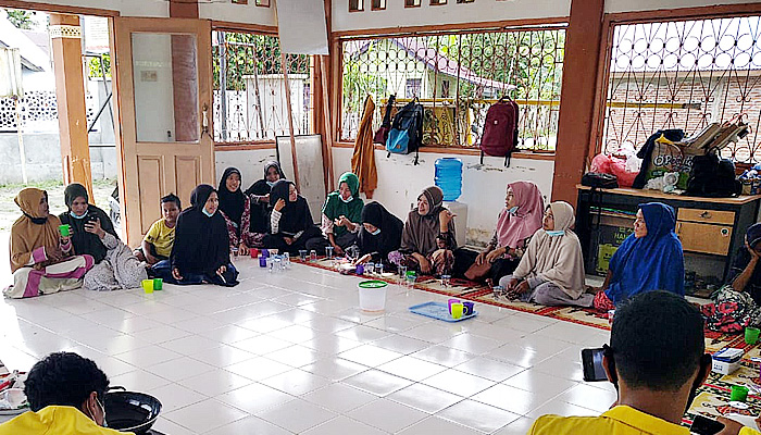 Donkrak potensi gampong, mahasiswa KKN PPM UTU Ujong Tanjong gelar kegiatan pelatihan pengolahan pepaya
