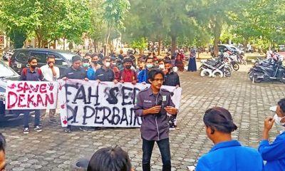 KPMA demo kebijakan Dekan Fakultas Adab dan Humaniora (FAH) UIN Ar-Raniry yang tidak netral dalam pemilihan ketua organisasi mahasiswa