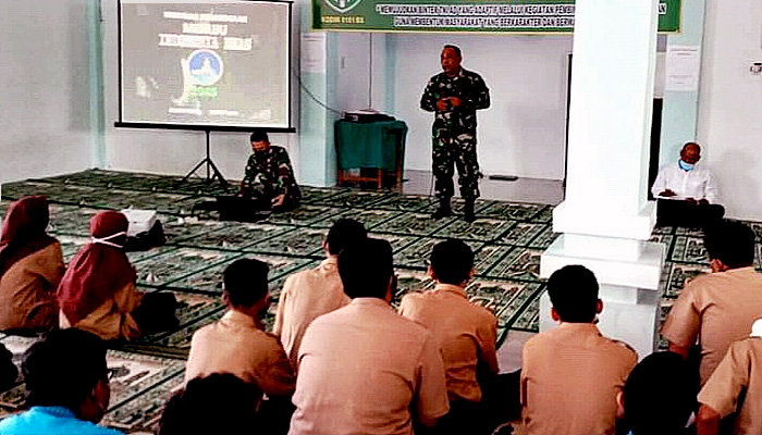 Pesan Pabung Kodim 0101/BS kepada siswa-siswi SMA Negeri 7 Banda Aceh.