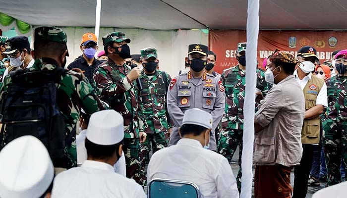 Panglima TNI minta awasi tempat umum di Bangkalan.