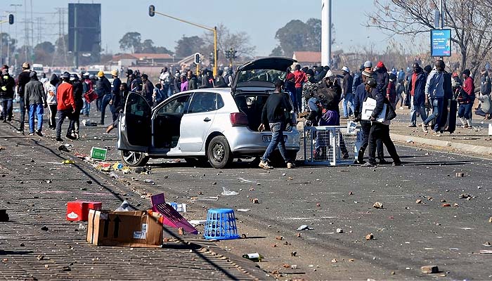 200 Orang Lebih Tewas dalam Kerusuhan di Afrika Selatan/Foto: then24.com