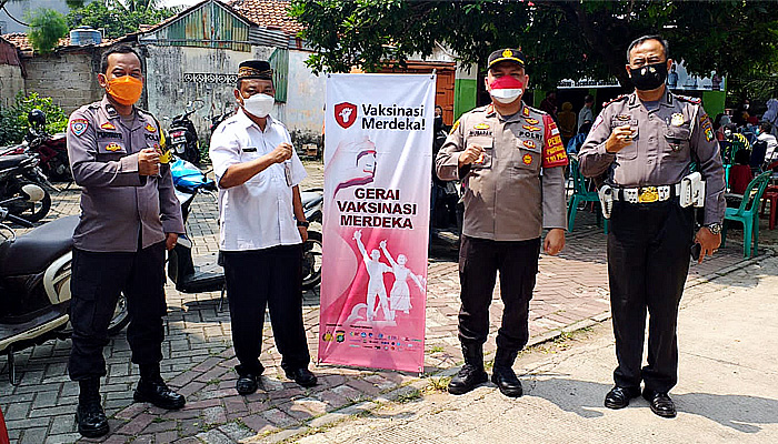 Sambut HUT RI Ke 76, Gerai Vaksinasi Merdeka Hadir di Kelurahan Kedaung
