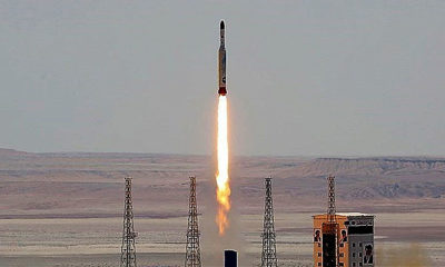 Iran Berhasil Luncurkan Satelit Penelitian ke Luar Angkasa