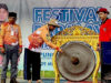 Dukung Festival Paralayang di Bukit Lanjari, Bupati Fauzi Hadir dan Meresmikan