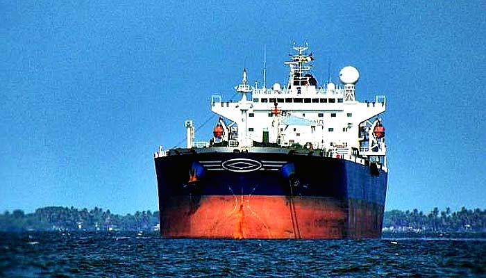 Tanker Iran tiba di Venezuela dengan 1,22 juta barel minyak mentah.