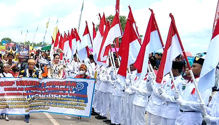 Puluhan Ribu Orang Ikut Pawai Hari Jadi Kabupaten Nunukan ke 23