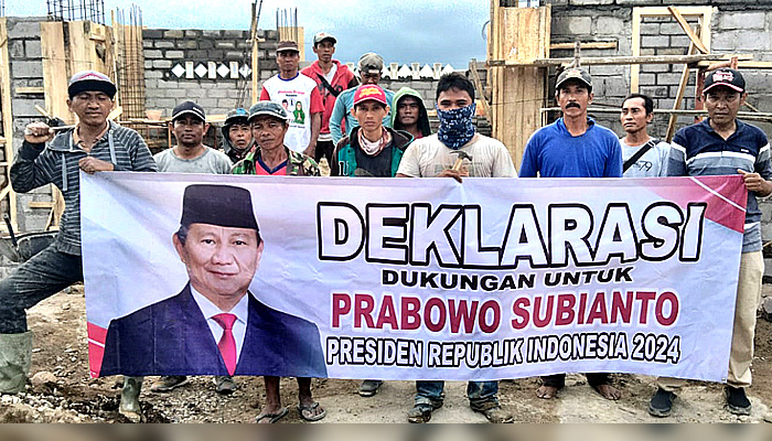 Sebagai Sosok Trengginas, Prabowo Subianto Didukung Tukang dan Kuli Bangunan Situbondo