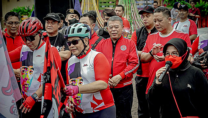 Banteng Fondo Ride, Petinggi PDIP Rame-Rame Ngontel Ke Makam Bung Karno