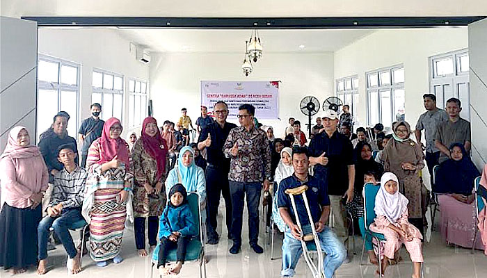 Meriahkan Hari Disabilitas Internasional dan Hari Kesetiakawanan Sosial Nasional Kemensos Berikan Bantuan Atensi Disabilitas di Aceh