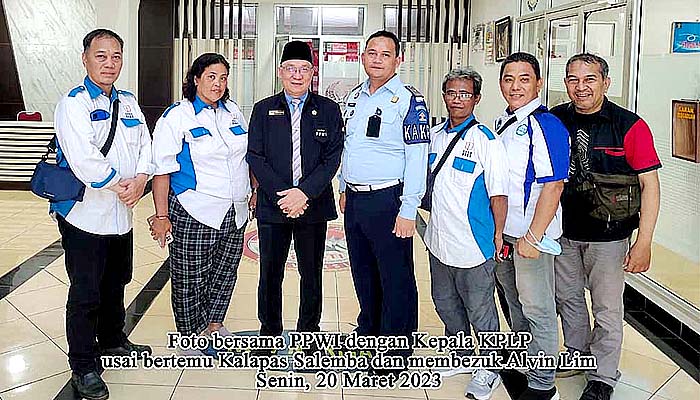 Ketum PPWI Kunjungi Lapas Salemba dan Bezuk Alvin Lim