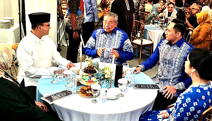 Dapat Wejangan SBY, Anies Silaturahmi ke Rumah AHY