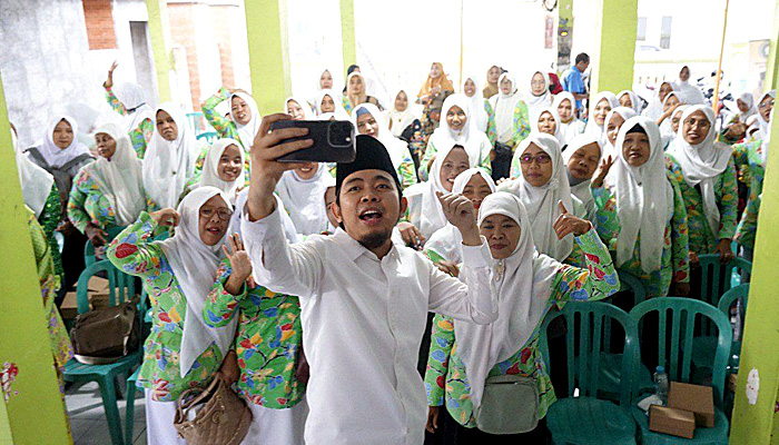 Indonesia Emas 2045,Gus Fawait: Syaratnya Guru Harus Sejahtera