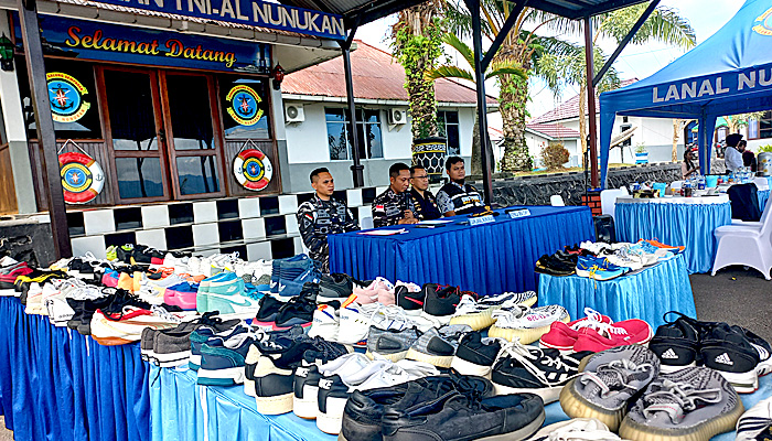 Lanal Nunukan Gagalkan Penyelundupan Balpres Sepatu Dari Malaysia