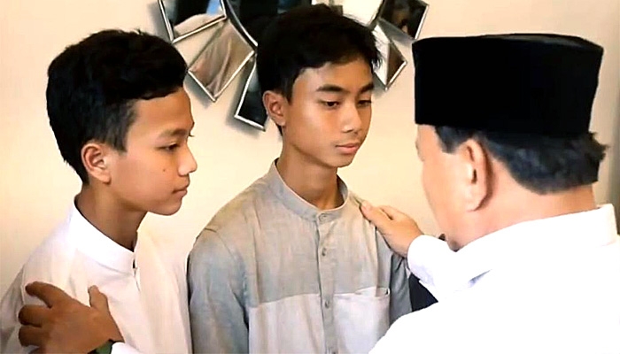 Prabowo Menjadi Bapak Asuh Anak-anak Pilot Pesawat TNI AU yang Jatuh di Pasuruan