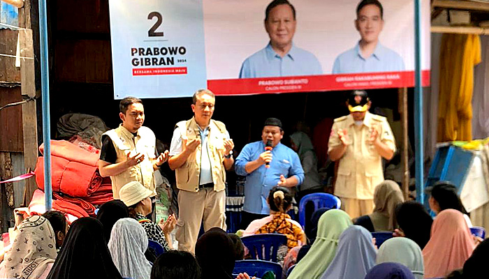 Prabowo Gibran Berpartisipasi pada Acara Bantuan Sosial Warga Duri Kepa Kebon Jeruk Jakarta Barat