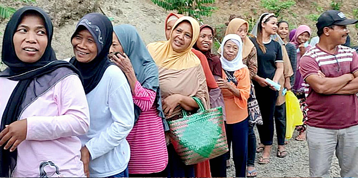 Relawan Gabungan Prabowo Gibran Gelar Bazar Sembako Murah di Dukuh Pringtali Jatimulyo