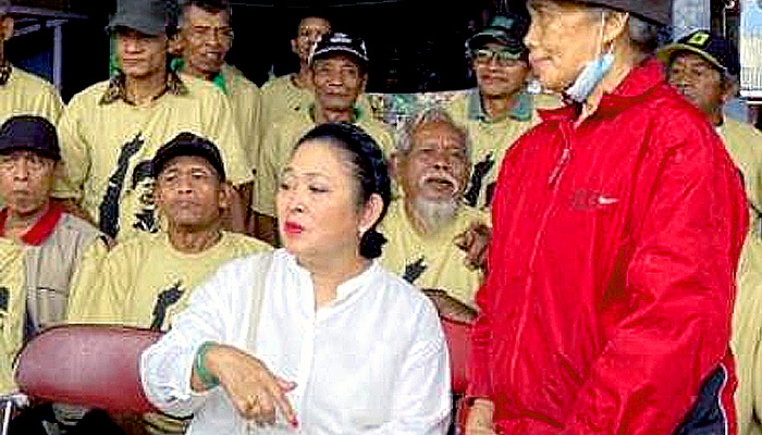 Titiek Soeharto Berdialog Langsung dengan Kelompok Petani dan Peternak di Minggir Sleman