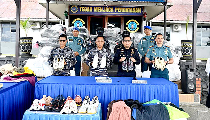 TNI AL Nunukan Gagalkan Penyelundupan Puluhan Karung Ballpress Dari Malaysia