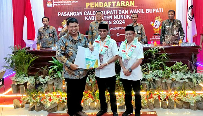 KPU Nunukan Terima Pendaftaran Pasangan Irwan Sabri-Hernanus (IRAMA)