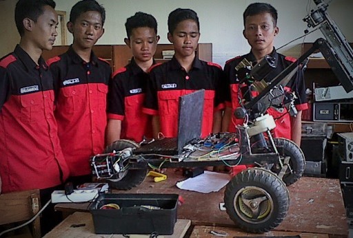 Robot Jihandak karya Pelajar dari Sukabumi/Foto nusantaranews via metropolitan