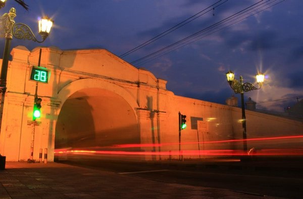 Plengkung Gading saat Malam Hari/Foto Istimewa