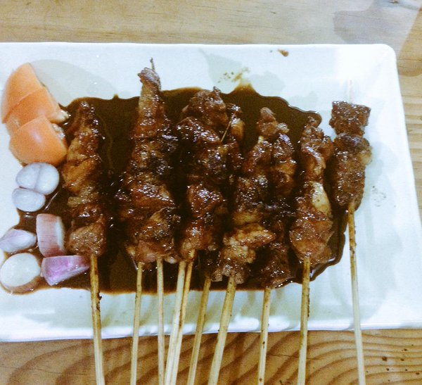 Foto Sate Daging/Foto Istimewa (@clarasiagian)