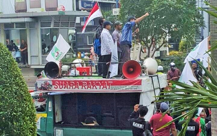 Demontrasi KAMMI Tuntut KPK Tuntaskan Kasus Suap Reklamasi Teluk Jakarta/Foto nusantaranews