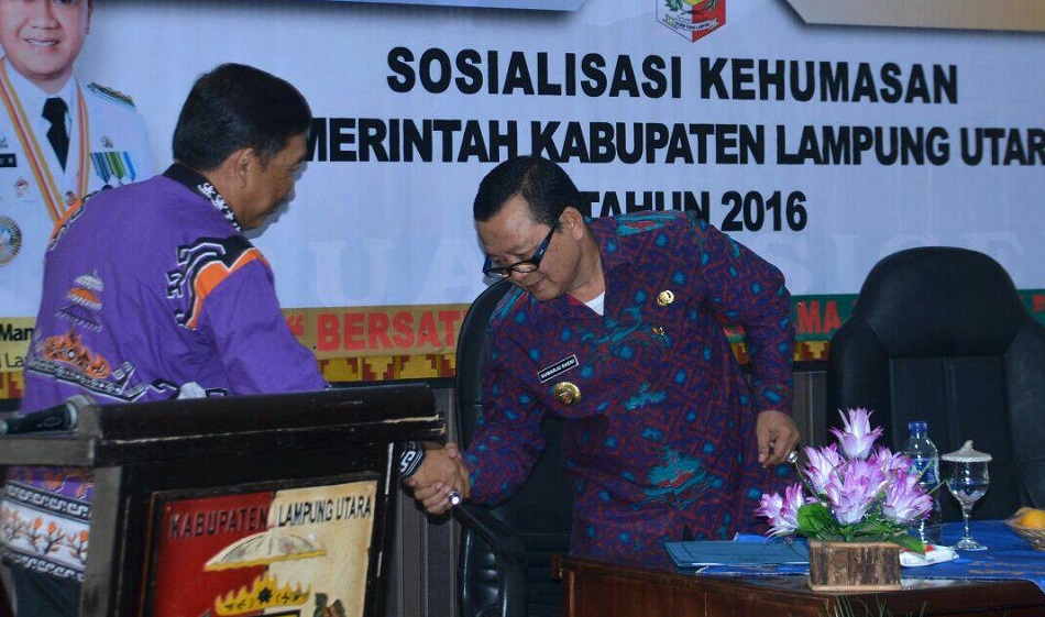 Kepala Dinas Komunikasi dan Informatika Provinsi Lampung, Drs. Sumarju Saeini. Foto Hendra/Nusantaranews