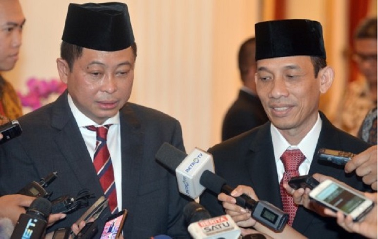 Menteri ESDM Ignatius Jonan dan Wakil Menteri Archandra Tahar/ Foto: Bernas.com