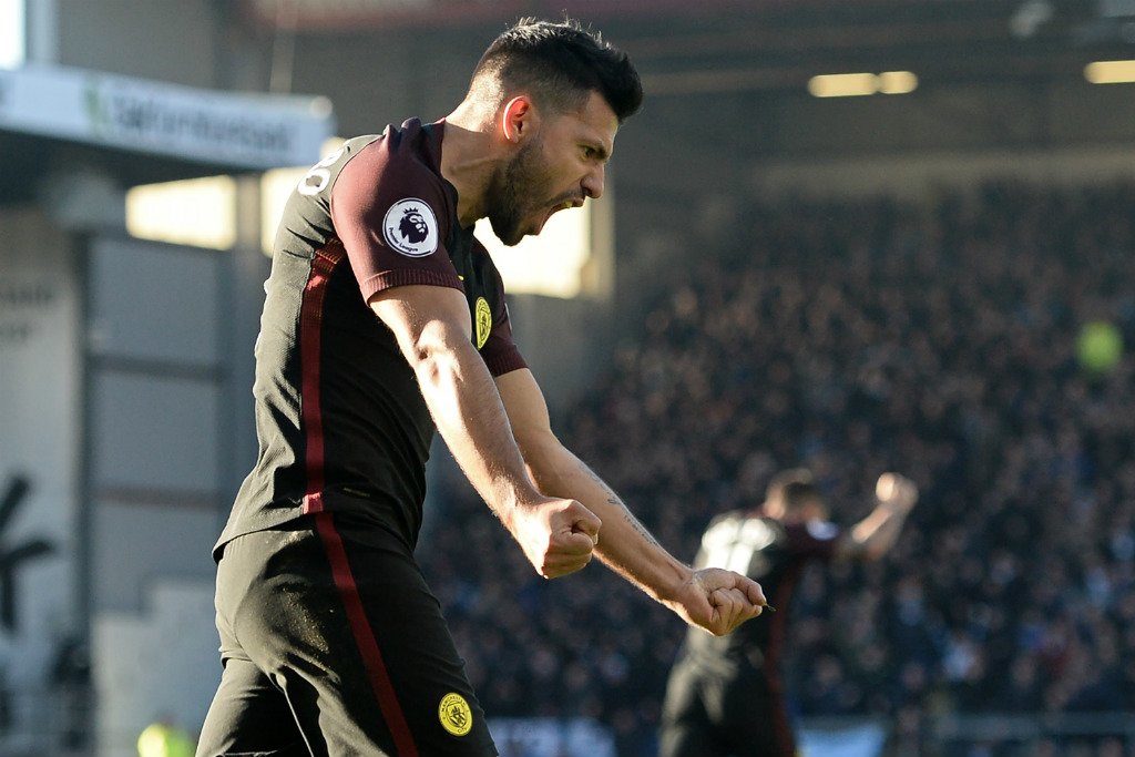 Aguero ekspresikan kegembiraannya usai mencetak gol. Foto Dok. Premier League