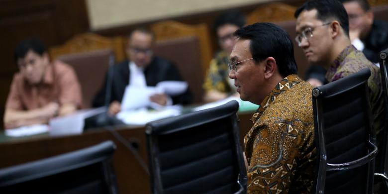 Basuki Tjahaja Purnama saat menjadi saksi dalam persidangan dengan terdakwa mantan Presiden Direktur PT Agung Podomoro Land. Foto dok. Kompas